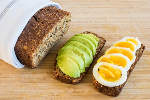 Wholemeal Bread with Avocado and Egg Sandwich