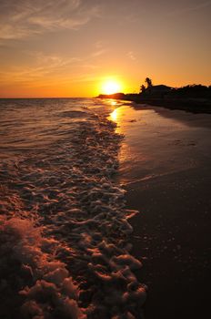 Florida Keys Sunset. Calm Ocean Waters near Sunset. Vertical Photo. Florida Keys, USA.