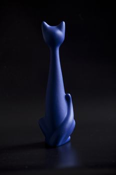 beautiful Blue cat night sculpture back view waiting