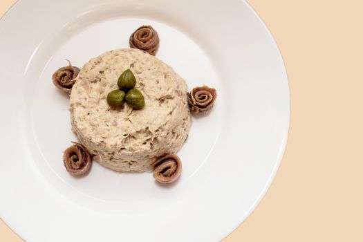 Paté with tuna, capers and anchovies, delicious plate