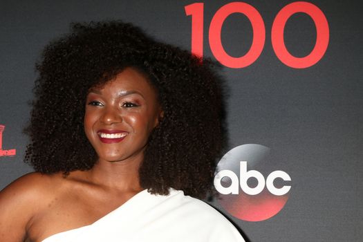 Saycon Sengbloh
at the "Scandal" 100th Show Party, Fig & Olive Restaurant, West Hollywood, CA 04-08-17
