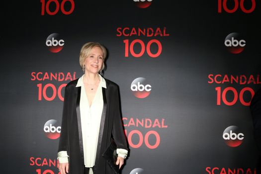 Betsy Beers
at the "Scandal" 100th Show Party, Fig & Olive Restaurant, West Hollywood, CA 04-08-17