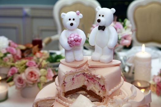 Wedding cake decorated with polar bears