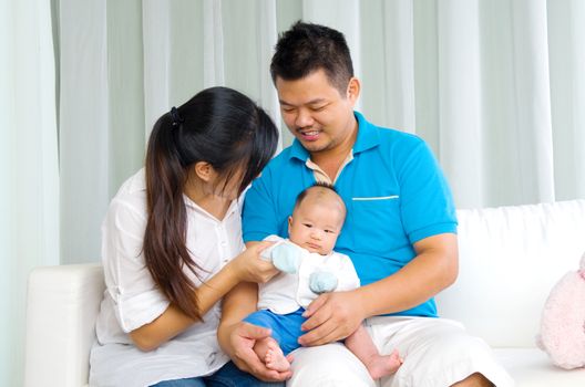 Portrait of asian family