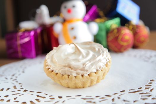 Delicious pie decorated with christmas new year setting

