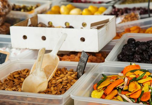 Natures almonds ("Amandes natures" in French) and mix dry food at the local market