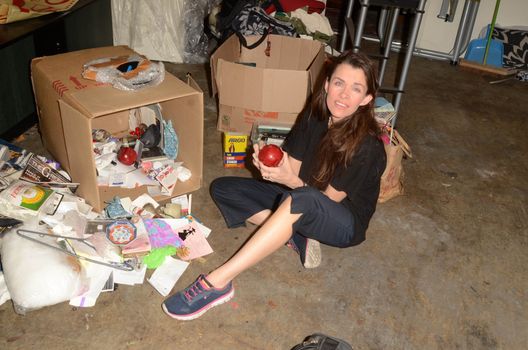Alicia Arden
the "Hoarding: Buried Alive" Star helps to clear out her mother's garage and - in addition to three year old ketchup packages - she discovers a copy of the Pam Anderson and Tommy Lee sex tape, private location, Las Vegas, NV 04-25-17