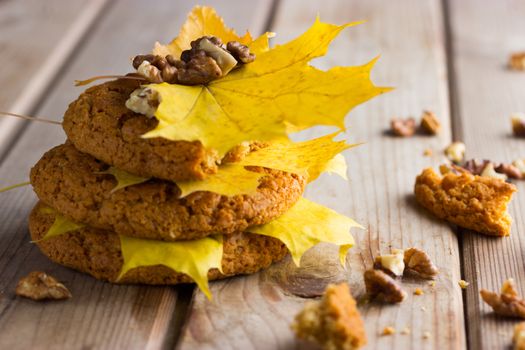 Autumn candy bar. Rustic autumn chocolate chip cookies.