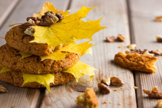 Autumn candy bar. Rustic autumn chocolate chip cookies.