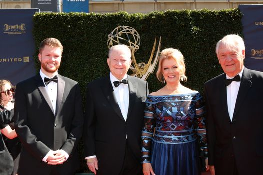 Alec Jay Sugarman, Burt Sugarman, Mary Hart, Father
at the 44th Daytime Emmy Awards - Arrivals, Pasadena Civic Auditorium, Pasadena, CA 04-30-17