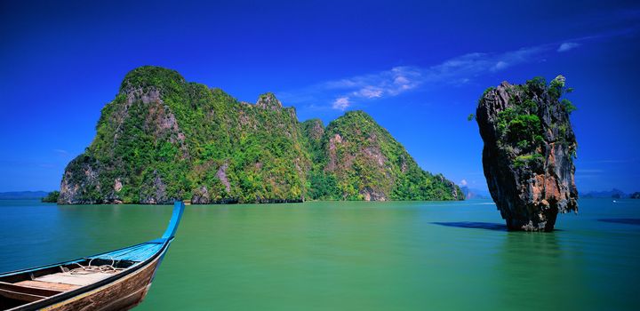 Ships and the sea. James Bond Island,Khao Phing Kan Phangnga Thailand. Film scan.