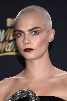 Cara Delevingne at the 2017 MTV Movie & TV Awards, Arrivals, Shrine Auditorium, Los Angeles, CA 05-07-17