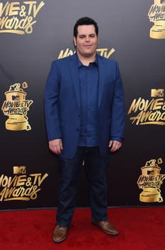 Josh Gad at the 2017 MTV Movie & TV Awards, Arrivals, Shrine Auditorium, Los Angeles, CA 05-07-17