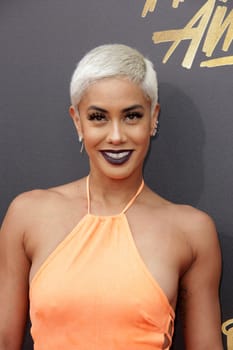 Sibley Scoles at the 2017 MTV Movie & TV Awards, Arrivals, Shrine Auditorium, Los Angeles, CA 05-07-17