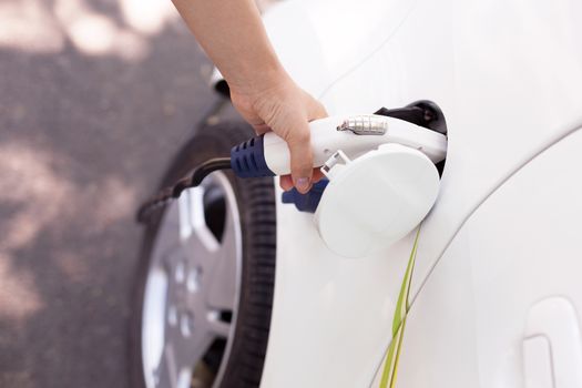 Charging battery of an electric vehicle