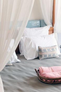 Detail image of Luxury Bed