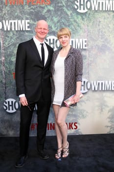 Derek Mears, Guest
at the "Twin Peaks" Premiere Screening, The Theater at Ace Hotel, Los Angeles, CA 05-19-17