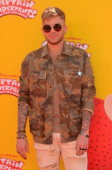 Adam Lambert
at the "Captain Underpants" Los Angeles Premiere, Village Theater, Westwood, CA 05-21-17