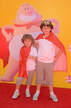 Ocean Maturo, August Maturo
at the "Captain Underpants" Los Angeles Premiere, Village Theater, Westwood, CA 05-21-17