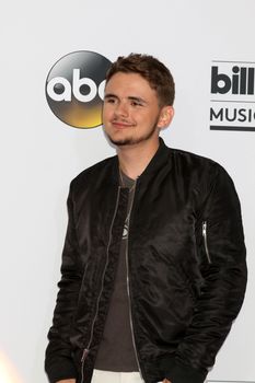 Prince Michael Jackson
at the 2017 Billboard Awards Press Room, T-Mobile Arena, Las Vegas, NV 05-21-17