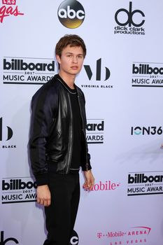 Ansel Elgort
at the 2017 Billboard Awards Arrivals, T-Mobile Arena, Las Vegas, NV 05-21-17