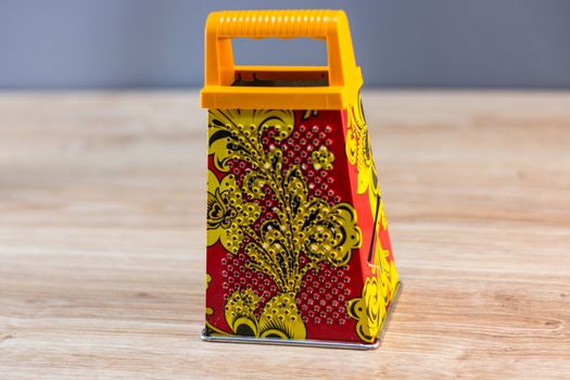Vegetable grater with plastic stainless steel.