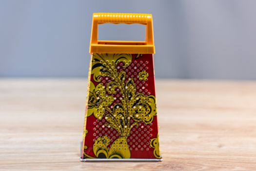 Vegetable grater with plastic stainless steel.