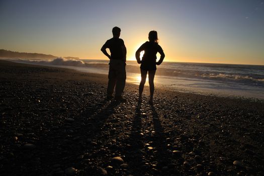 Sillouette People and Beach New Zealand South Island