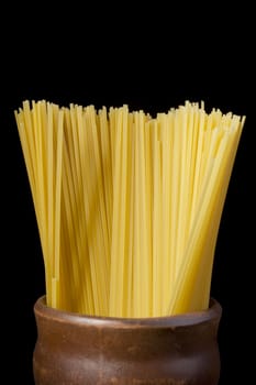 Bundle of spaghetti in Italian pottery