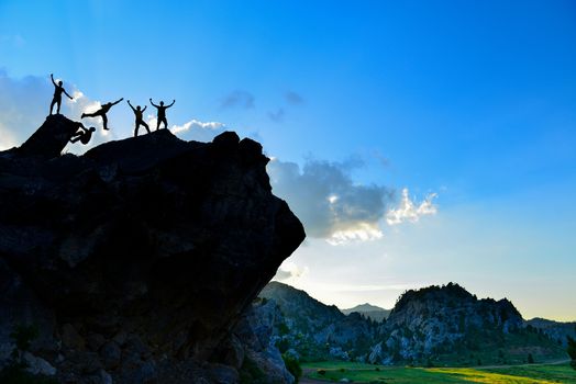 rocky climb team