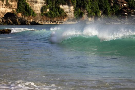 The big wave. Dreamland beach - Bali