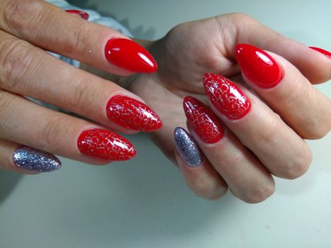 Here is presented one of the best manicure designs this year's Nail in red