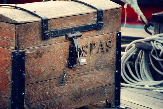 big one wood Treasure chest on the ship . photo