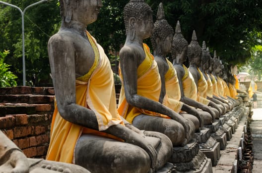 Wat Yai Chai Mongkol obviously is one of the major temples in the Ayutthaya area . and features a large Stupa, built after King Naresuan's Victory