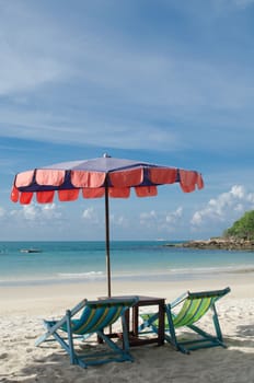 There are 14 white sand beaches on the island, which are surrounded by colourful coral reefs providing such aquatic sports as swimming,
snorkeling and scuba diving. The most popular beach areas are: Saikaew Beach, Ao Phai and Ao Vong Duan.