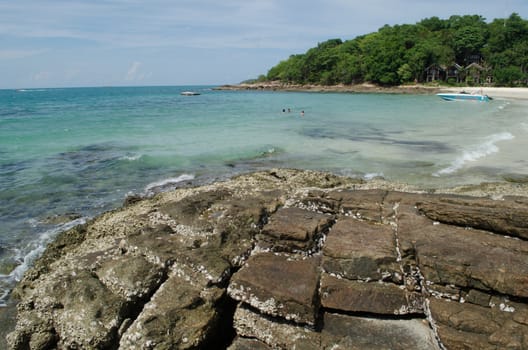 There are 14 white sand beaches on the island, which are surrounded by colourful coral reefs providing such aquatic sports as swimming,
snorkeling and scuba diving. The most popular beach areas are: Saikaew Beach, Ao Phai and Ao Vong Duan.