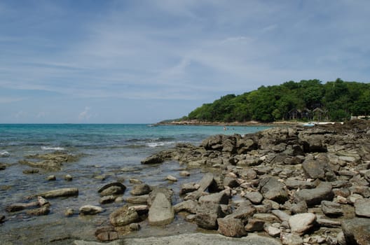 There are 14 white sand beaches on the island, which are surrounded by colourful coral reefs providing such aquatic sports as swimming,
snorkeling and scuba diving. The most popular beach areas are: Saikaew Beach, Ao Phai and Ao Vong Duan.