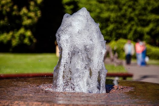 Formation water, Bubbling water in a city fountain