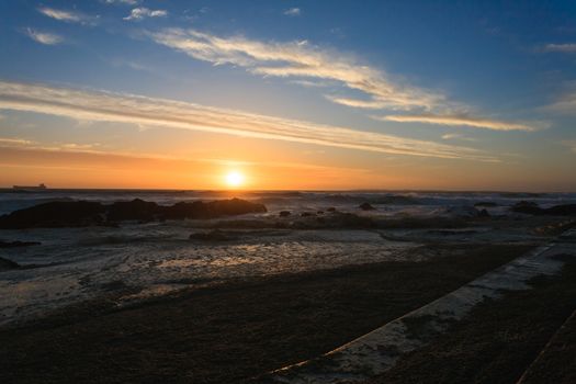 A landscape of the ocean at sunshine from Cape Town