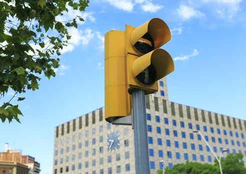 Stoplight sited on a street of Barcelona