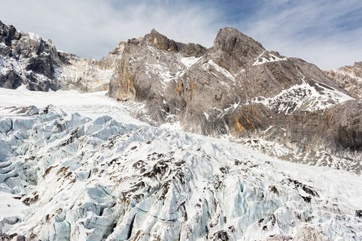 Jade Dragon Snow Mountain (Yulong Snow Mountain) located at Lijiang, Yunnan, China