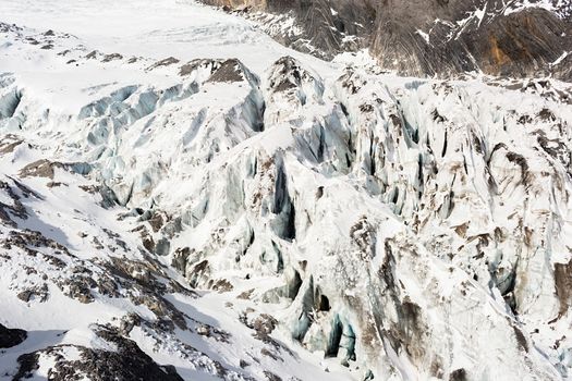 Jade Dragon Snow Mountain (Yulong Snow Mountain) located at Lijiang, Yunnan, China
