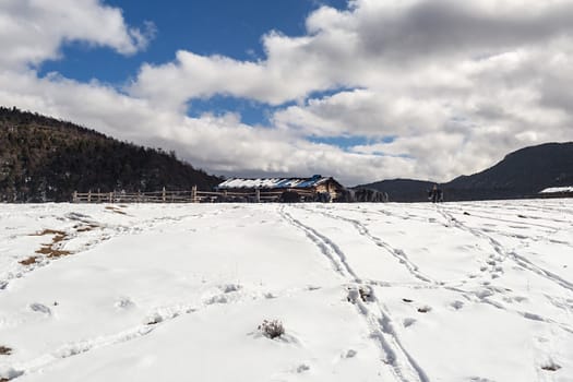 Shika Snow Mountain in Yunnan, China