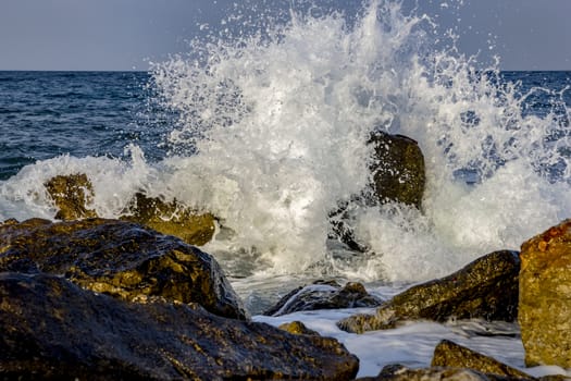 sea waves smashed on rocks. beauty water spray