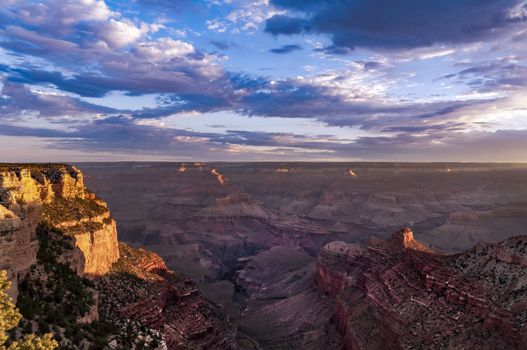 Grand Canyon, Arizona, at sunrise, view from the south rim