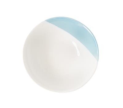 White ceramic bowl isolated on white background with clipping path