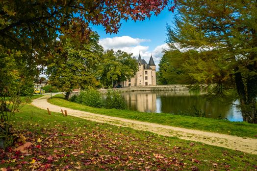 The Nieul castle in autumn