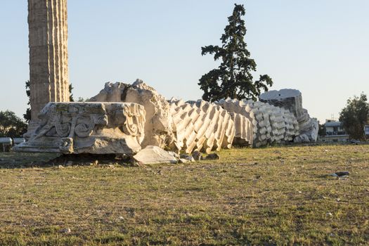 temple of zeus ruins in athens, fallen column