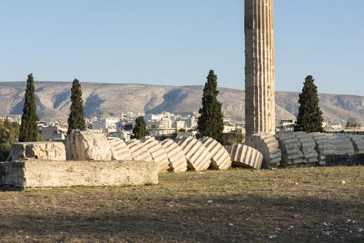 temple of zeus ruins in athens, fallen column