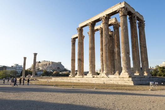 temple of zeus ruins in athens